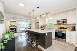 1 6671 121 Street, Surrey, BC