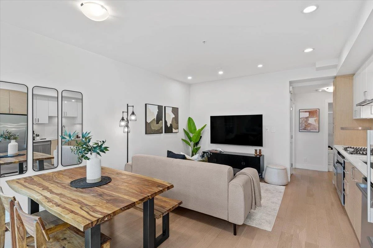Family Room Photo of 5 1415 E 1st Avenue, Vancouver, BC