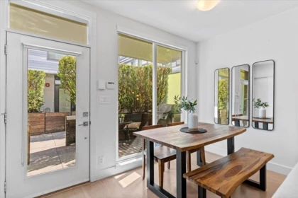 5 1415 E 1st Avenue, Vancouver, BC, Vancouver — Townhouse for sale