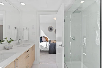Laundry Room Photo of 5 1415 E 1st Avenue, Vancouver, BC