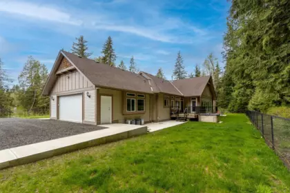 Outdoor Patio Photo of 12156 Bell Street, Mission, BC