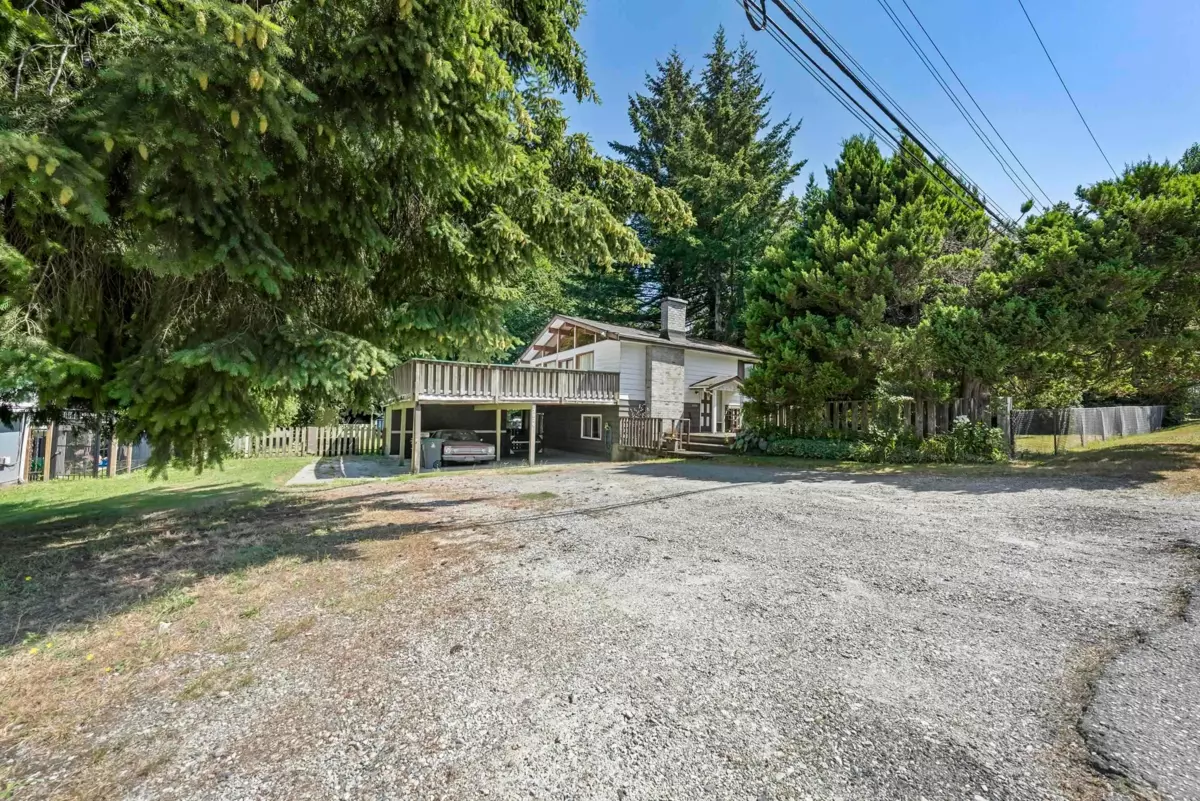 Dining Area Photo of 7876 139a Street, Surrey, BC