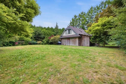 Front Yard Photo of 13965 Harris Road, Pitt Meadows, BC