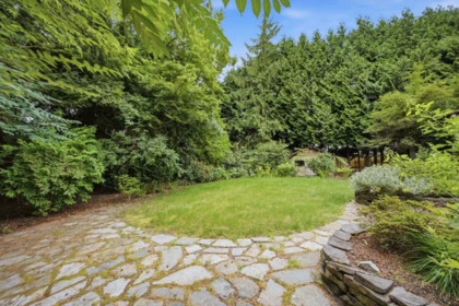 Staircase Photo of 13965 Harris Road, Pitt Meadows, BC