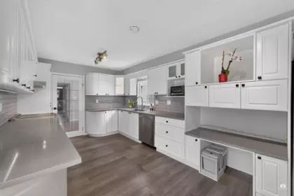 Kitchen Photo of 2550 Raven Court, Coquitlam, BC