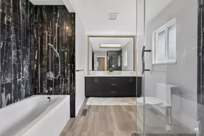 Mudroom Photo of 2550 Raven Court, Coquitlam, BC