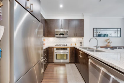 Breakfast Nook Photo of 319 119 W 22nd Street, North Vancouver, BC