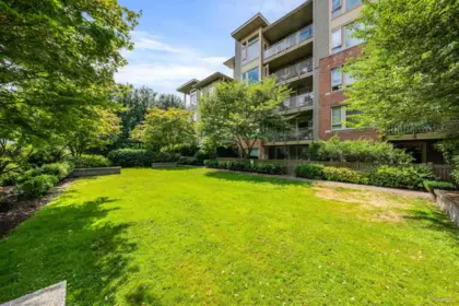 Laundry Room Photo of 319 119 W 22nd Street, North Vancouver, BC