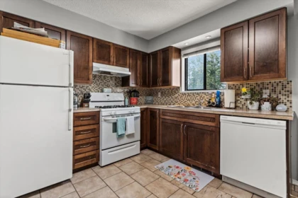 9123 Armitage Street, Chilliwack, BC, Chilliwack — Single Family Residence for sale
