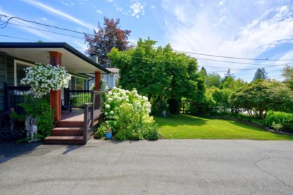 12082 261 Street, Maple Ridge, BC, Maple Ridge — Single Family Residence for sale