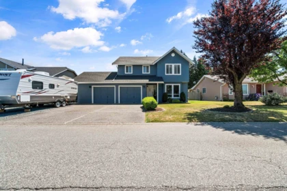 45900 Britton Avenue, Chilliwack, BC, Chilliwack — Single Family Residence for sale