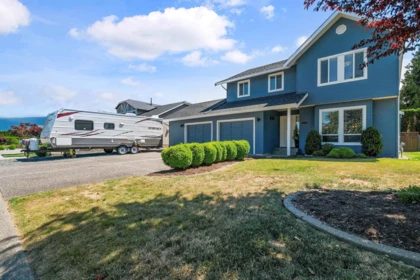 45900 Britton Avenue, Chilliwack, BC, Chilliwack — Single Family Residence for sale