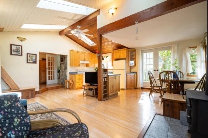 1587 Mount Gardner Road, Bowen Island, BC, Bowen Island — Single Family Residence for sale
