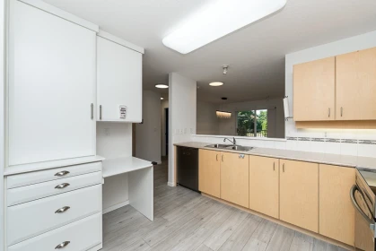 Guest Bathroom Photo of 204 15298 20 Avenue, Surrey, BC