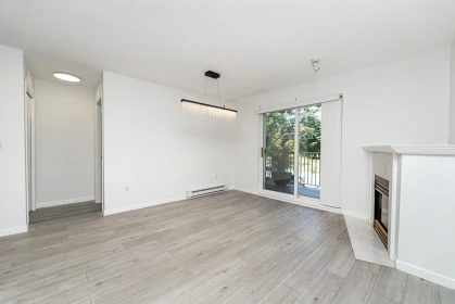 Laundry Room Photo of 204 15298 20 Avenue, Surrey, BC