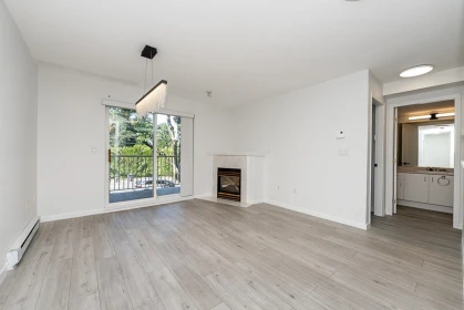 Loft / Bonus Room Photo of 204 15298 20 Avenue, Surrey, BC