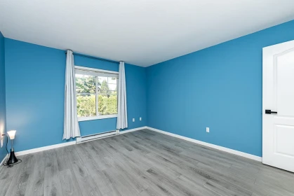 Staircase Photo of 204 15298 20 Avenue, Surrey, BC