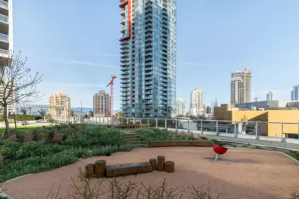 Garden / Landscaping Photo of 4607 6000 Mckay Avenue, Burnaby, BC