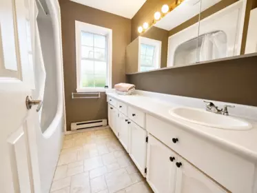 Powder Room Photo of 35350 Mccorkell Drive, Abbotsford, BC