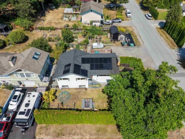 Swimming Pool Photo of 40256 Ayr Drive, Squamish, BC