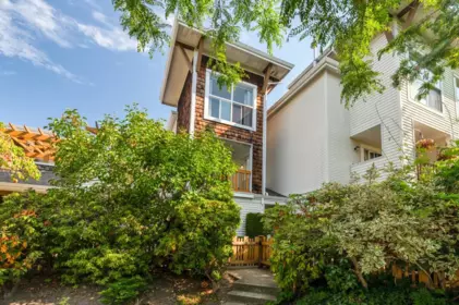 7 7100 Lynnwood Drive, Richmond, BC, Richmond — Townhouse for sale