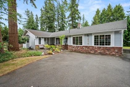 20218 42a Avenue, Langley, BC, Langley — Single Family Residence for sale