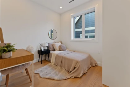 Loft / Bonus Room Photo of 2578 E 4th Avenue, Vancouver, BC