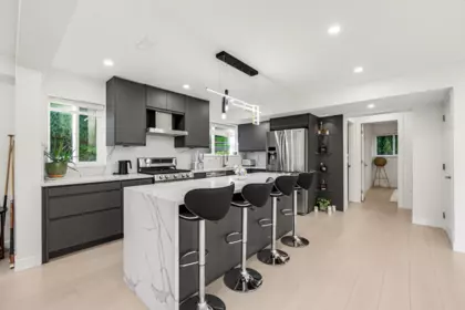 Breakfast Nook Photo of 212 W Balmoral Road, North Vancouver, BC