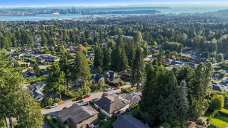 212 W Balmoral Road, North Vancouver, BC, North Vancouver — Single Family Residence for sale