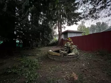 Swimming Pool Photo of 6 Bracken Parkway, Squamish, BC