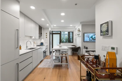 Breakfast Nook Photo of 9 2366 Birch Street, Vancouver, BC