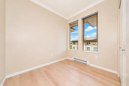 Entry Foyer Photo of 3415 5119 Garden City Road, Richmond, BC