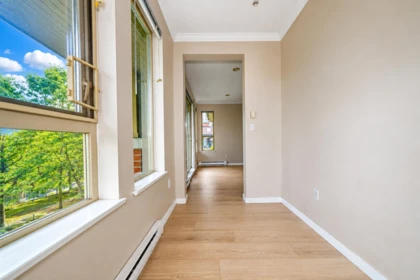 Hallway Photo of 3415 5119 Garden City Road, Richmond, BC