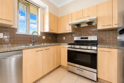 Primary Bedroom Photo of 3415 5119 Garden City Road, Richmond, BC