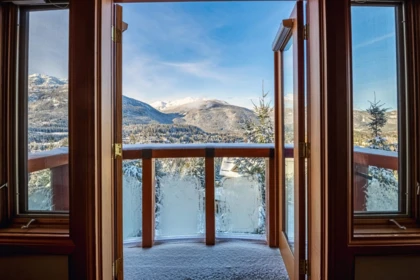 Breakfast Nook Photo of 3820 Sunridge Drive, Whistler, BC