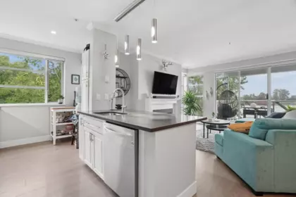 Breakfast Nook Photo of 311 2020 E Kent Avenue South, Vancouver, BC