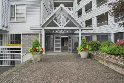 Hot Tub / Spa Photo of 311 2020 E Kent Avenue South, Vancouver, BC