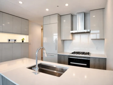 1804 6511 Sussex Avenue, Burnaby, BC, Burnaby — Apartment/Condo for sale
