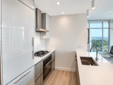 1804 6511 Sussex Avenue, Burnaby, BC, Burnaby — Apartment/Condo for sale