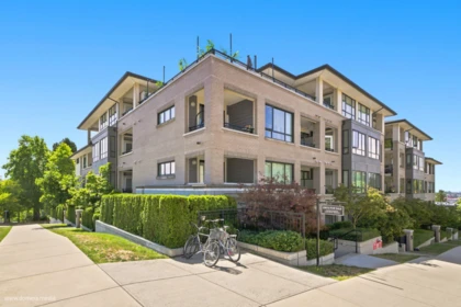 304 1306 Fifth Avenue, New Westminster, BC, New Westminster — Apartment/Condo for sale
