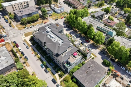 Hot Tub / Spa Photo of 304 1306 Fifth Avenue, New Westminster, BC