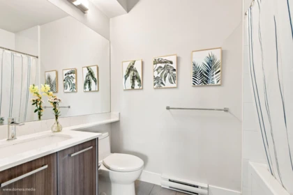 Mudroom Photo of 304 1306 Fifth Avenue, New Westminster, BC