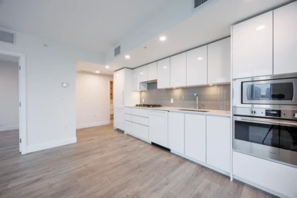 Kitchen Island Photo of 1204 10428 Whalley Boulevard, Surrey, BC