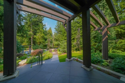 13262 Woodcrest Drive, Surrey, BC, Surrey — Single Family Residence for sale