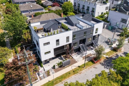 4522 Heather Street, Vancouver, BC, Vancouver — Townhouse for sale