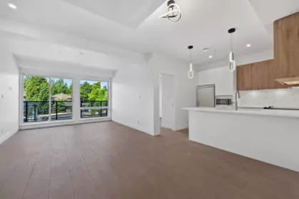 Kitchen Photo of 408 2233 156 Street, Surrey, BC