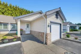 8 5550 Langley Bypass, Langley, BC