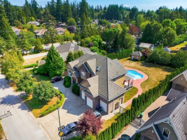 Kitchen Photo of 13978 23a Avenue, Surrey, BC