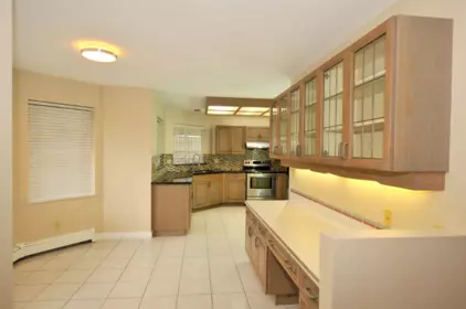 Breakfast Nook Photo of 6823 Grant Place, Burnaby, BC