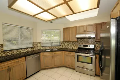 6823 Grant Place, Burnaby, BC, Burnaby — Single Family Residence for sale